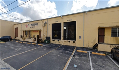 270 W 22nd St Hialeah Florida, 33010 | Great Warehouse & Office Space