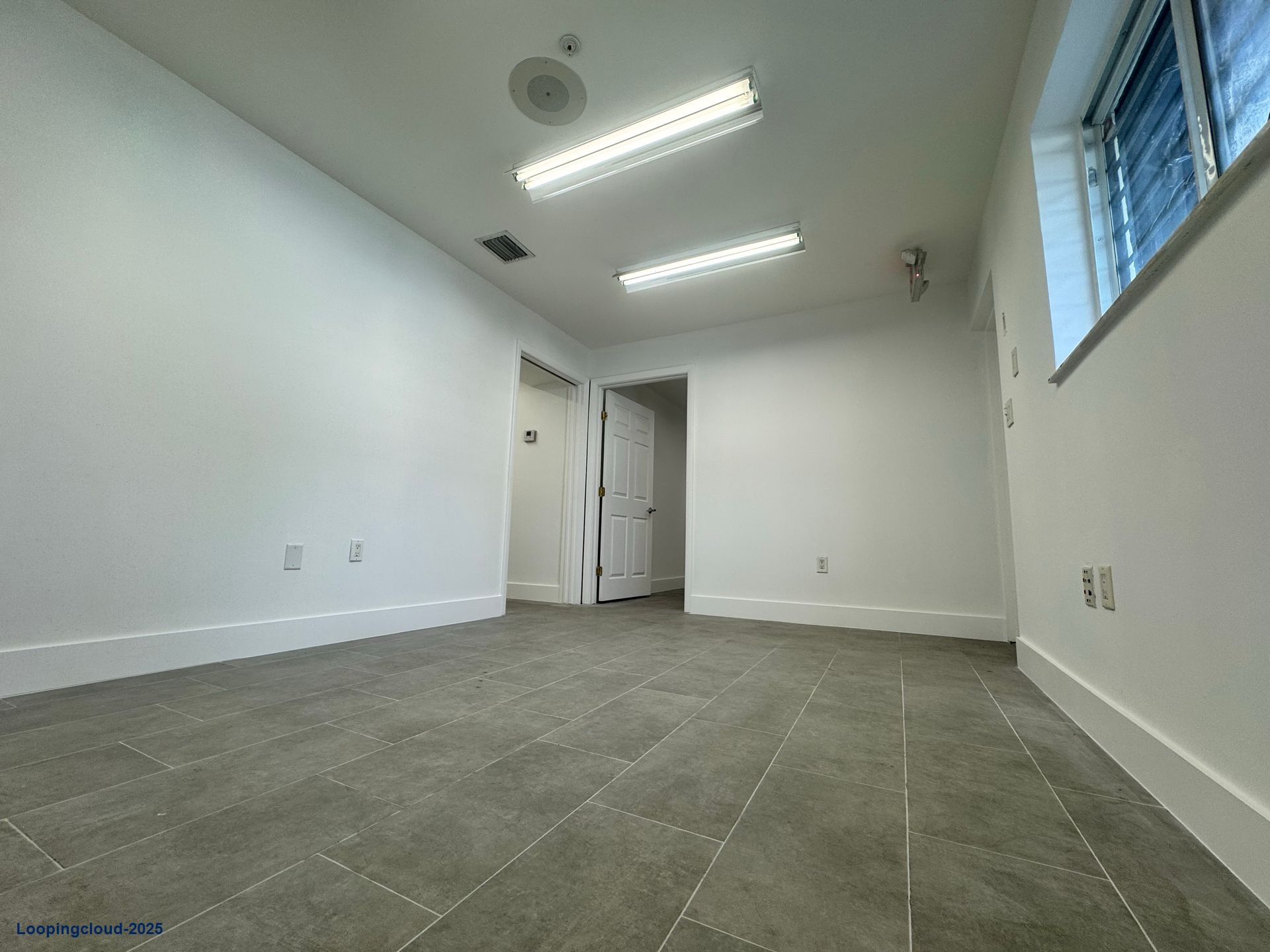 Nice Warehouse + Office Space