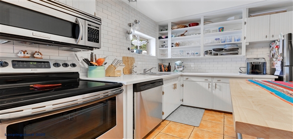 1845 Delaney Ave Orlando Florida, 32806 | Charming 2-Bedroom Retreat in Vibrant Delaney Park