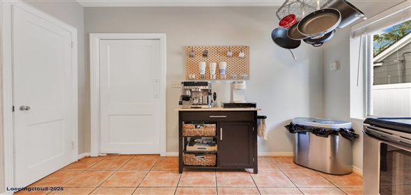 1845 Delaney Ave Orlando Florida, 32806 | Charming 2-Bedroom Retreat in Vibrant Delaney Park