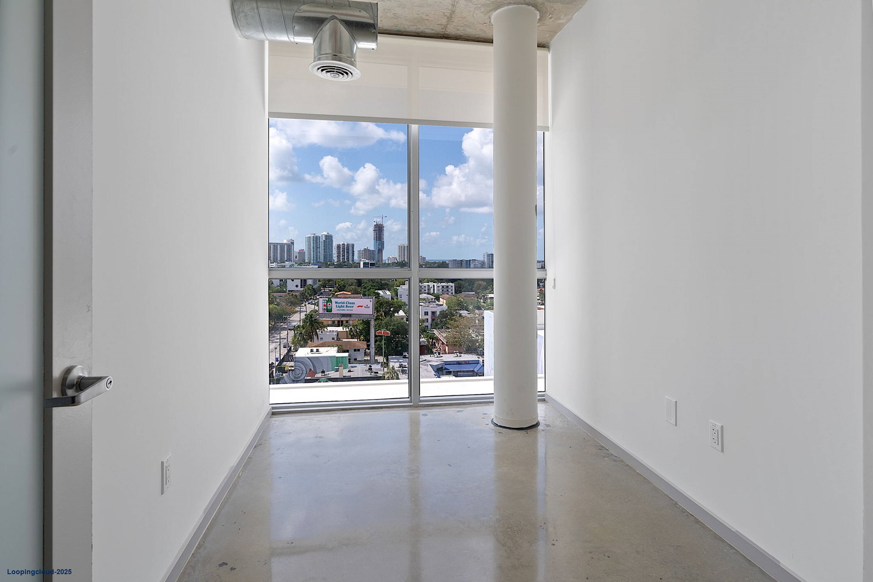 City-View Office on 10th Floor Near Brickell – Only $789/mo!