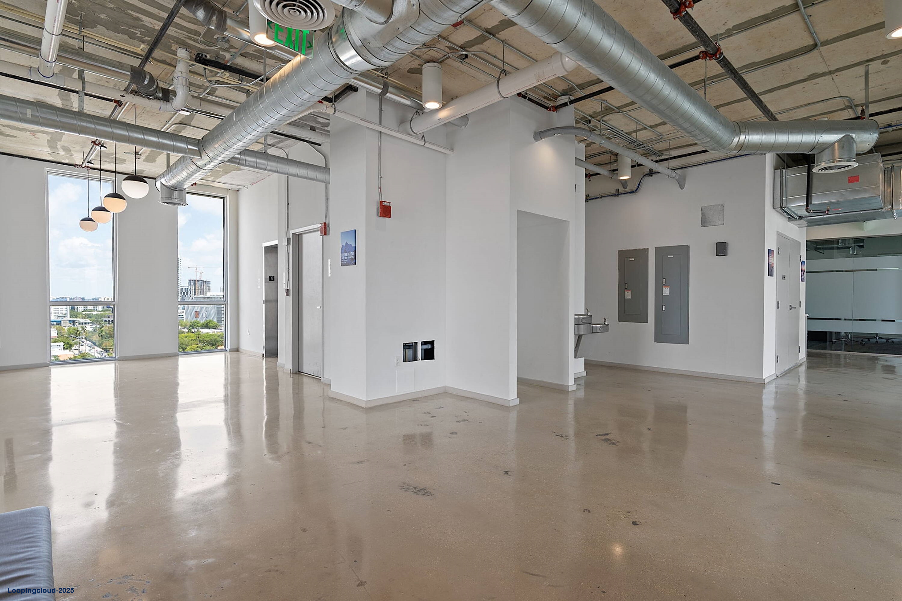 Spacious 152sf Office w/ City Views in Prime Location – $1,580/mo!