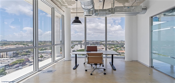 420 SW 7th St # 1215 Miami Florida, 33130 | Spacious 152sf Office w/ City Views in Prime Location – $1,580/mo!