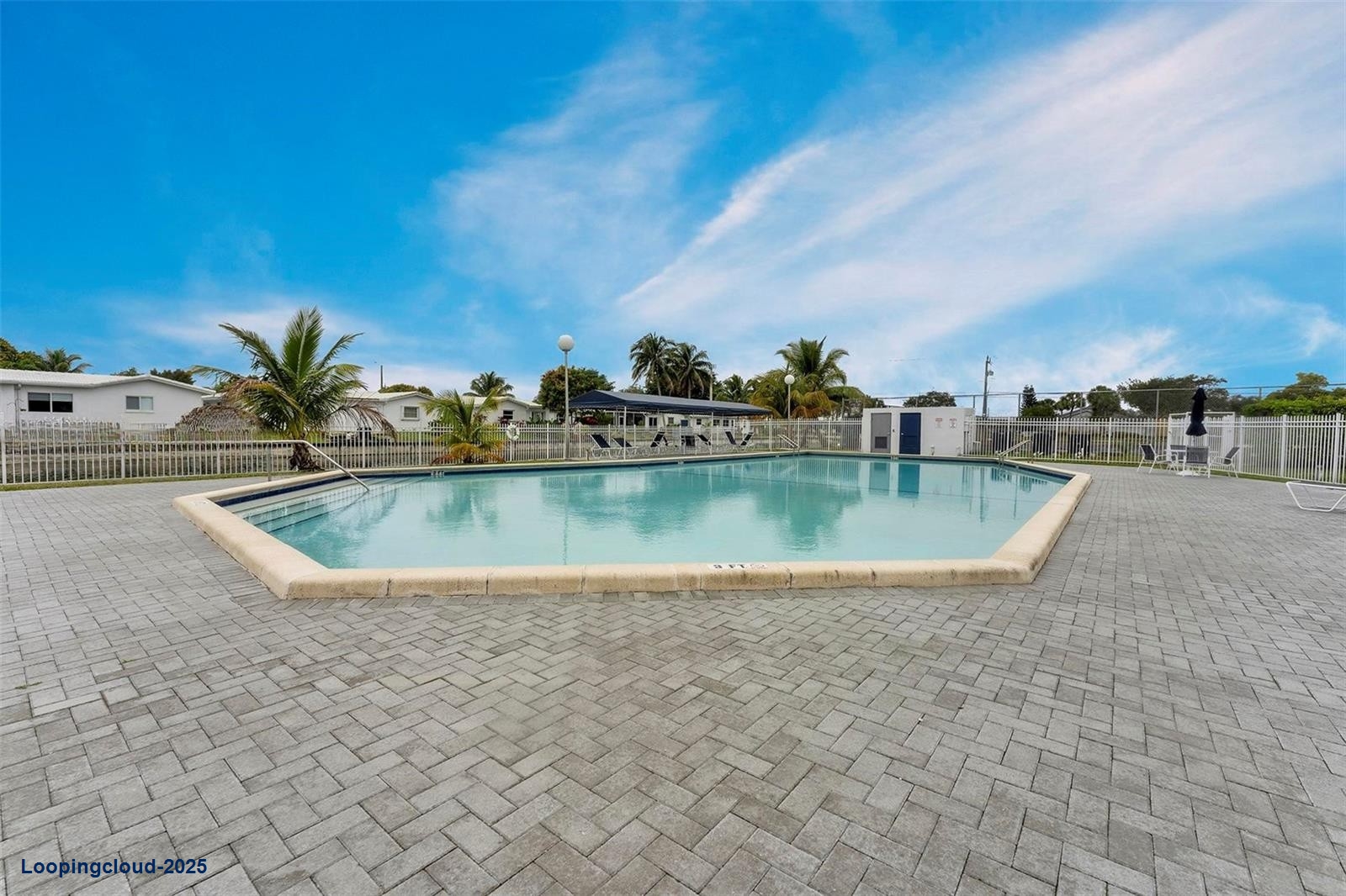 Outstanding and Nice Condo for Rental