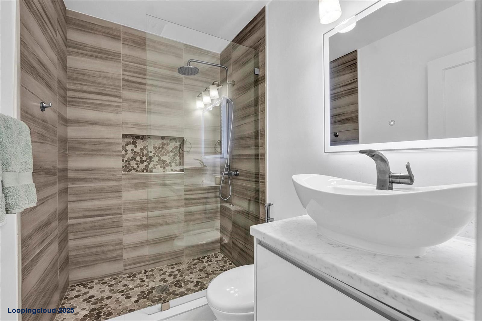 Charming Single-Family Home in Prime Location