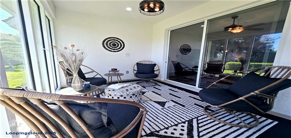 321 RECLINATA Circle Venice Florida, 34292 | Inviting villa residence