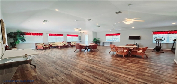 321 RECLINATA Circle Venice Florida, 34292 | Inviting villa residence