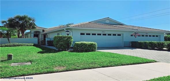 321 RECLINATA Circle Venice Florida, 34292 | Inviting villa residence