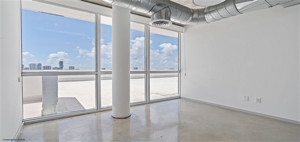 420 SW 7th St # 908 Miami Florida, 33130 | Modern 89.3sf Office Near Brickell