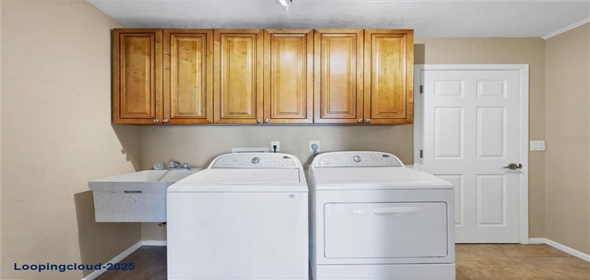 3749 AMESBURY Lane #5608 Sarasota Florida, 34232 | Beautifully Maintained Villa