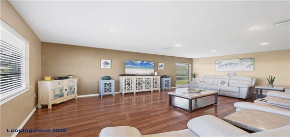 3749 AMESBURY Lane #5608 Sarasota Florida, 34232 | Beautifully Maintained Villa