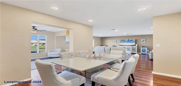 3749 AMESBURY Lane #5608 Sarasota Florida, 34232 | Beautifully Maintained Villa