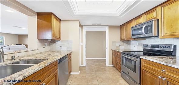 3749 AMESBURY Lane #5608 Sarasota Florida, 34232 | Beautifully Maintained Villa