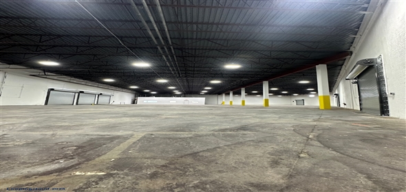 7675 NW 80th Terrace Medley Florida, 33166 | Beautiful Warehouse Office