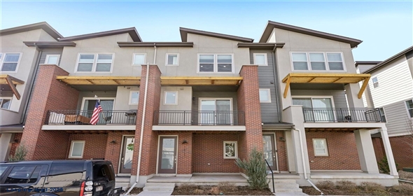 7812 W 43rd Place Denver Colorado, 80033 | Beautiful Thrive Town Home