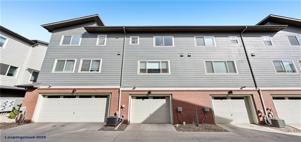 7812 W 43rd Place Denver Colorado, 80033 | Beautiful Thrive Town Home