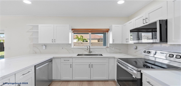 16671 NW 89th Pl HIALEAH Hialeah Florida, 33018 | Stylish and Elegant Home