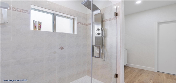 16671 NW 89th Pl HIALEAH Hialeah Florida, 33018 | Stylish and Elegant Home
