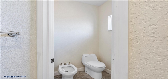 16671 NW 89th Pl HIALEAH Hialeah Florida, 33018 | Stylish and Elegant Home