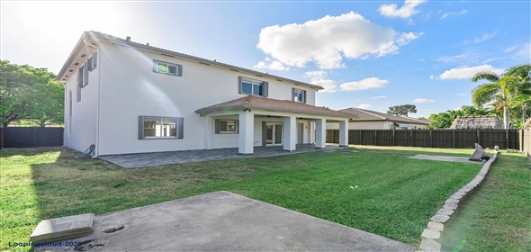 16671 NW 89th Pl HIALEAH Hialeah Florida, 33018 | Stylish and Elegant Home