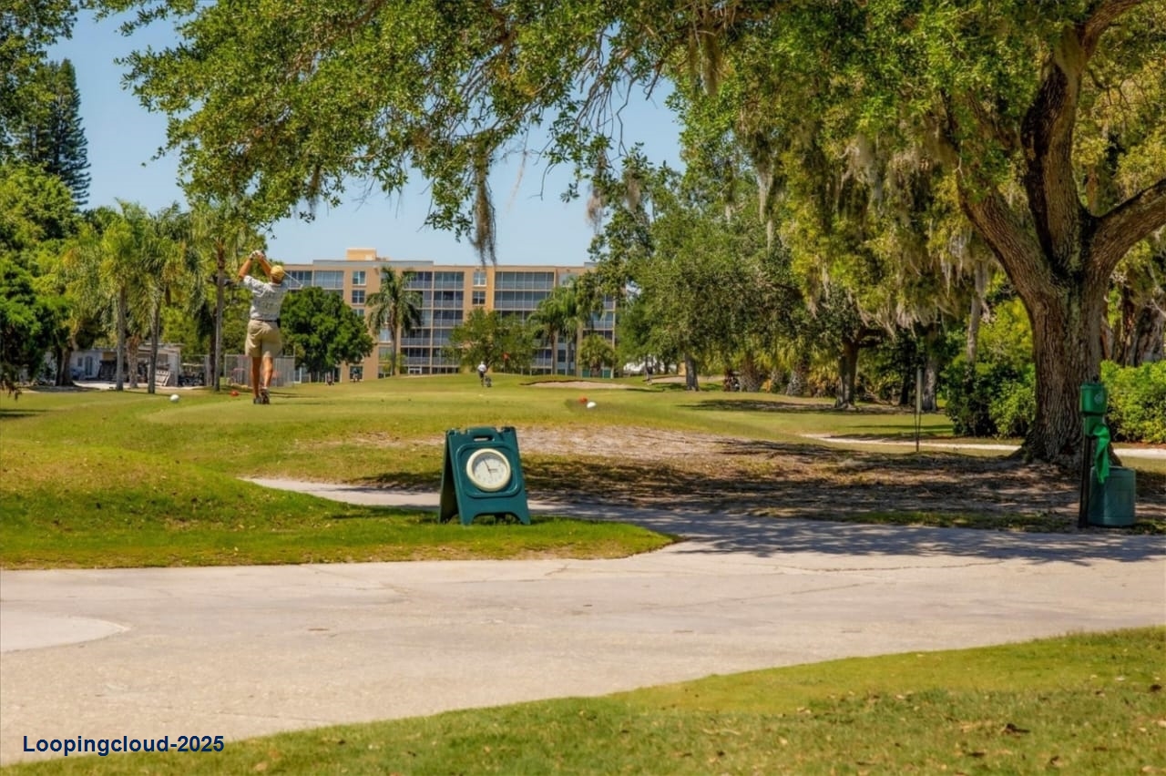 Beautifully Updated End-Unit Condo