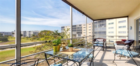 3880 IRONWOOD Lane #408E Bradenton Florida, 34209 | Beautifully Updated End-Unit Condo