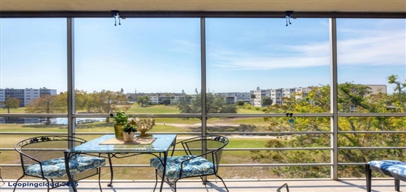 3880 IRONWOOD Lane #408E Bradenton Florida, 34209 | Beautifully Updated End-Unit Condo