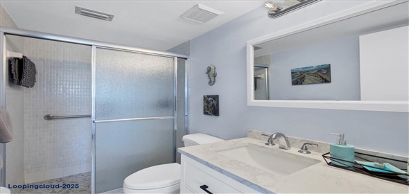 3880 IRONWOOD Lane #408E Bradenton Florida, 34209 | Beautifully Updated End-Unit Condo