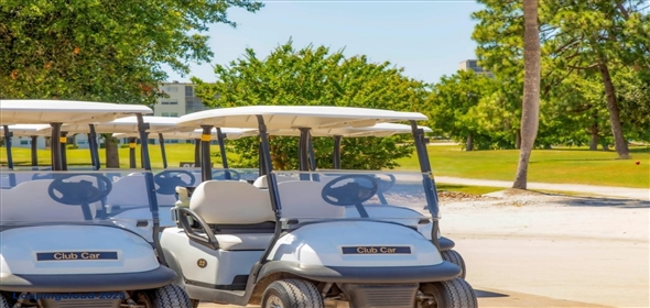 3880 IRONWOOD Lane #408E Bradenton Florida, 34209 | Beautifully Updated End-Unit Condo