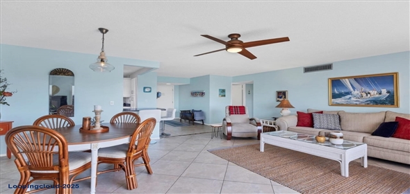 3880 IRONWOOD Lane #408E Bradenton Florida, 34209 | Beautifully Updated End-Unit Condo