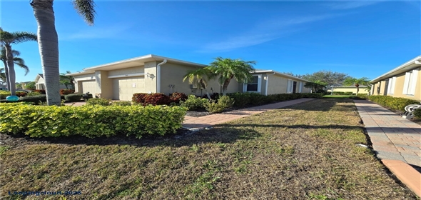 13602 ABERCROMBIE Drive Englewood Florida, 34223 | Beautifully Designed Villa