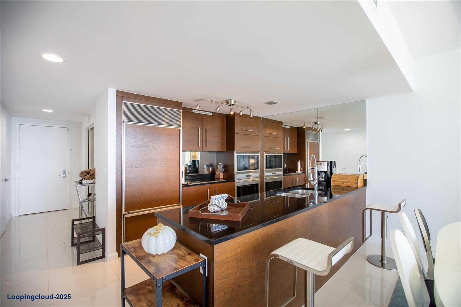 Lovely and Gorgeous Condo