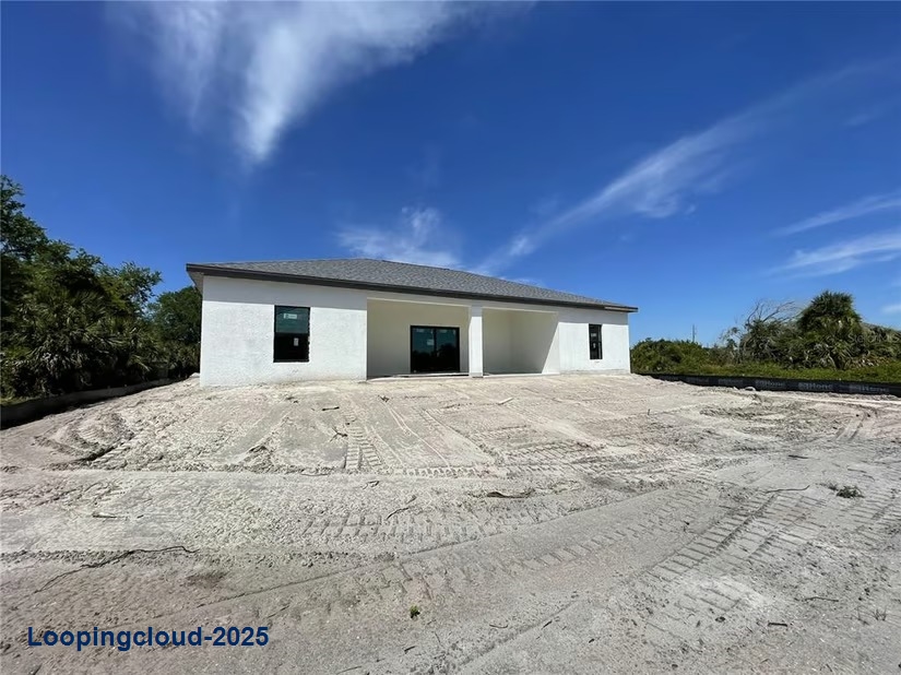 New Single-Family Home in South Gulf Cove