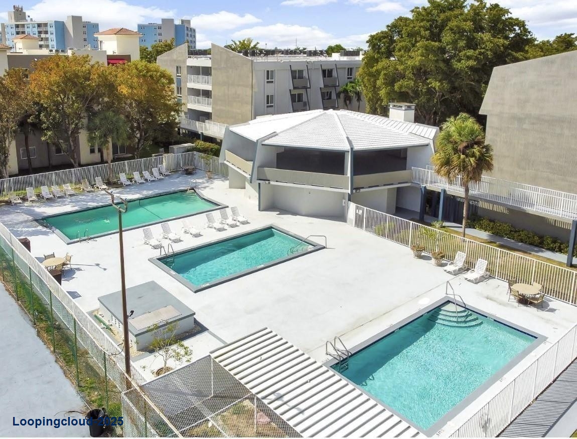 Spacious Apartment with Prime Access