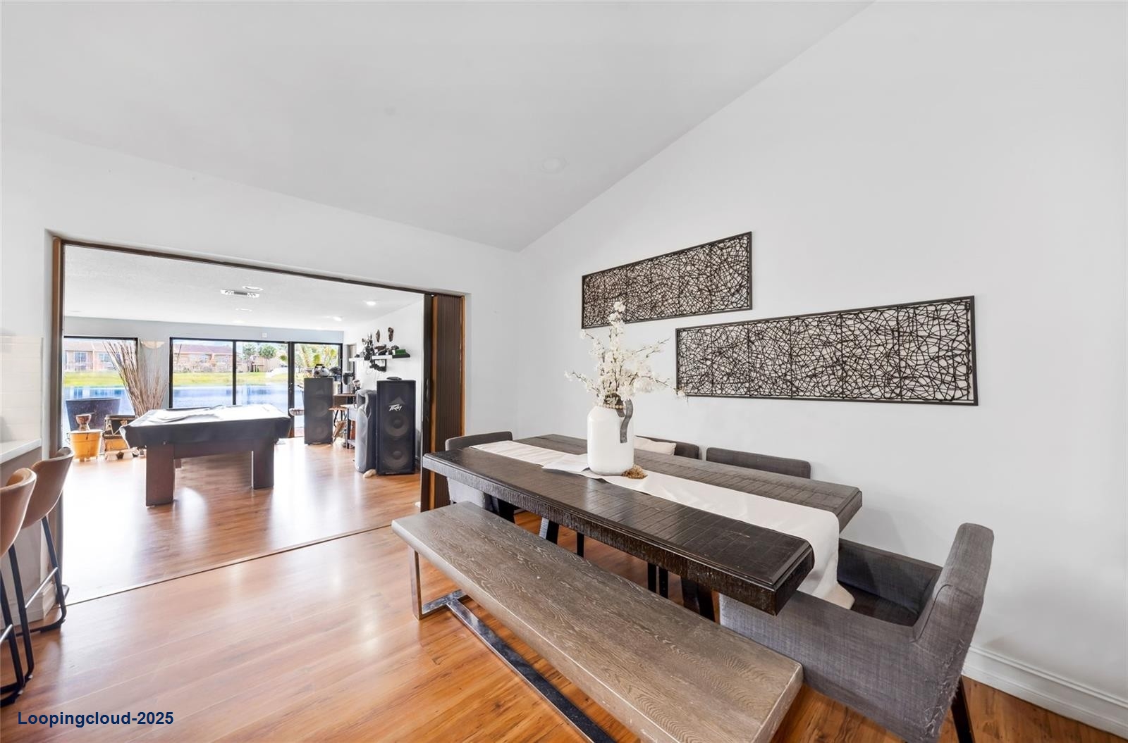 Stylish and Luxurious Home