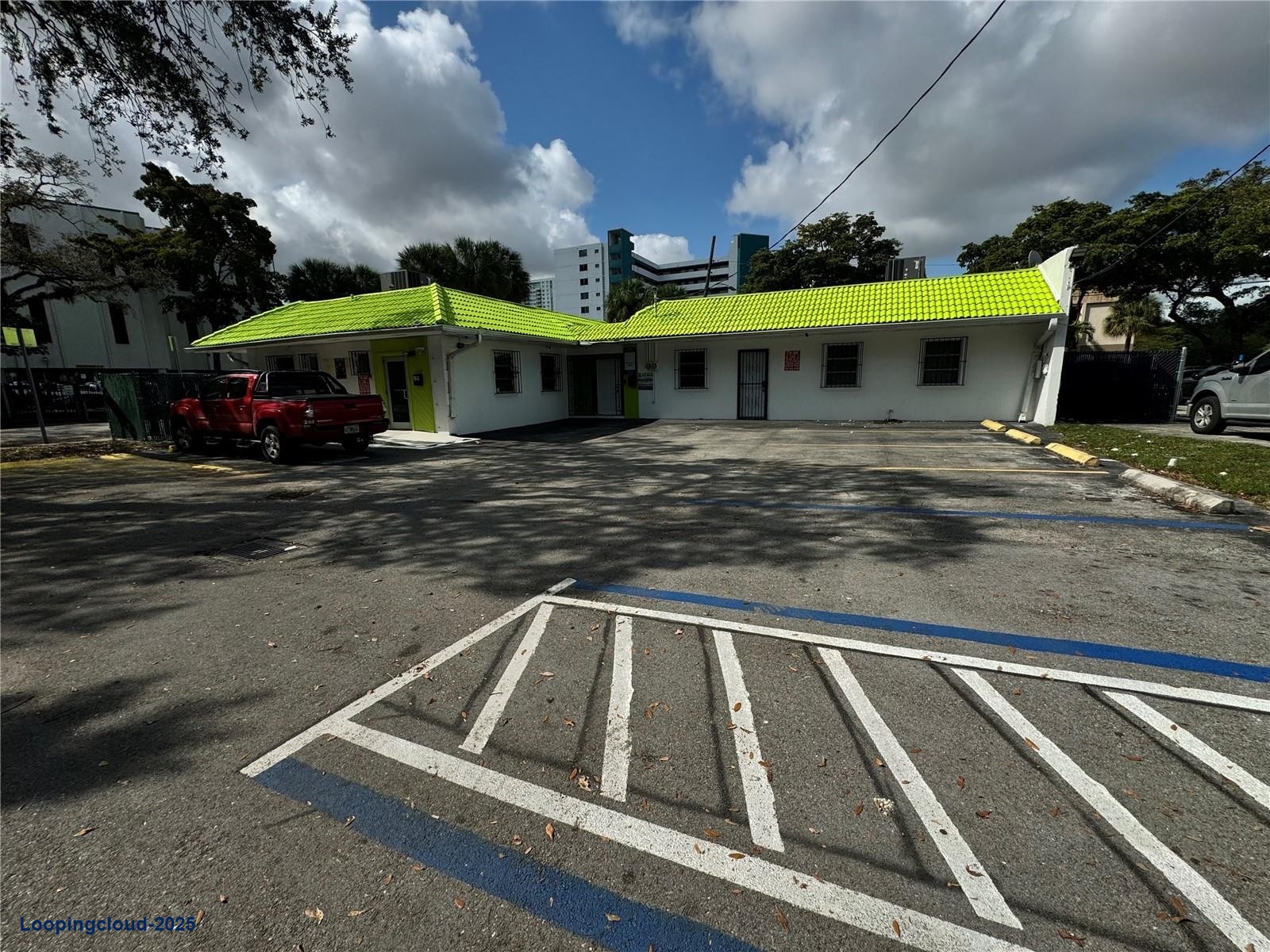 Nice Multipurpose Office