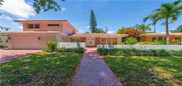 1541 Zuleta Ave Coral Gables Florida, 33146 | Stunning Home Near University of Miami in Coral Gables