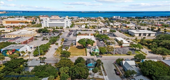 700 Boston Ave Fort Pierce Florida, 34950 | Boutique Office Space