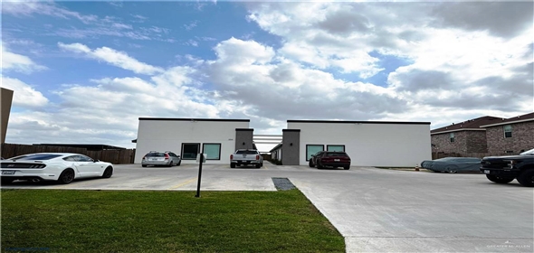 1104 Jesse Street Weslaco Texas, 78596 | Fully Occupied 8-Unit Residential Complex in Weslaco