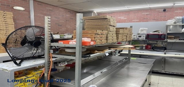 815 S 21st Ave Hollywood Florida, 33020 | Established Pizza Shop with 40-Year Legacy