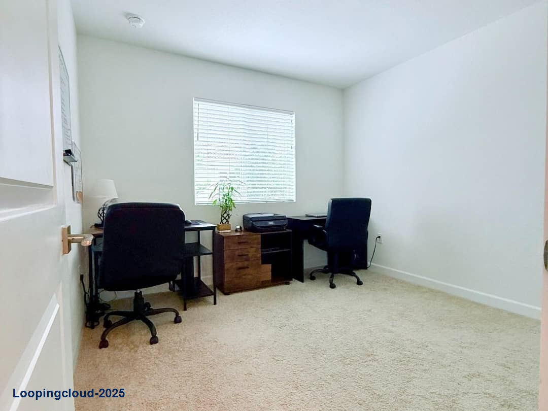 Stylish 4BR Corner Townhome in Seascape