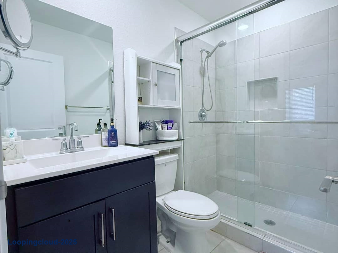 Stylish 4BR Corner Townhome in Seascape