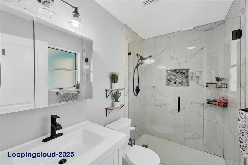 Updated Florida Gem with Modern Upgrades