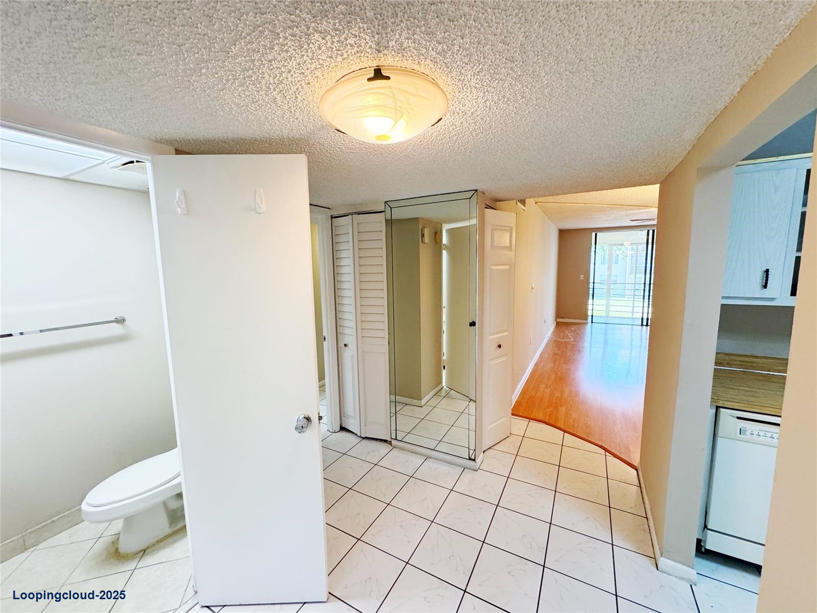 Charming 1BR/1.5BA Condo in Gated Community