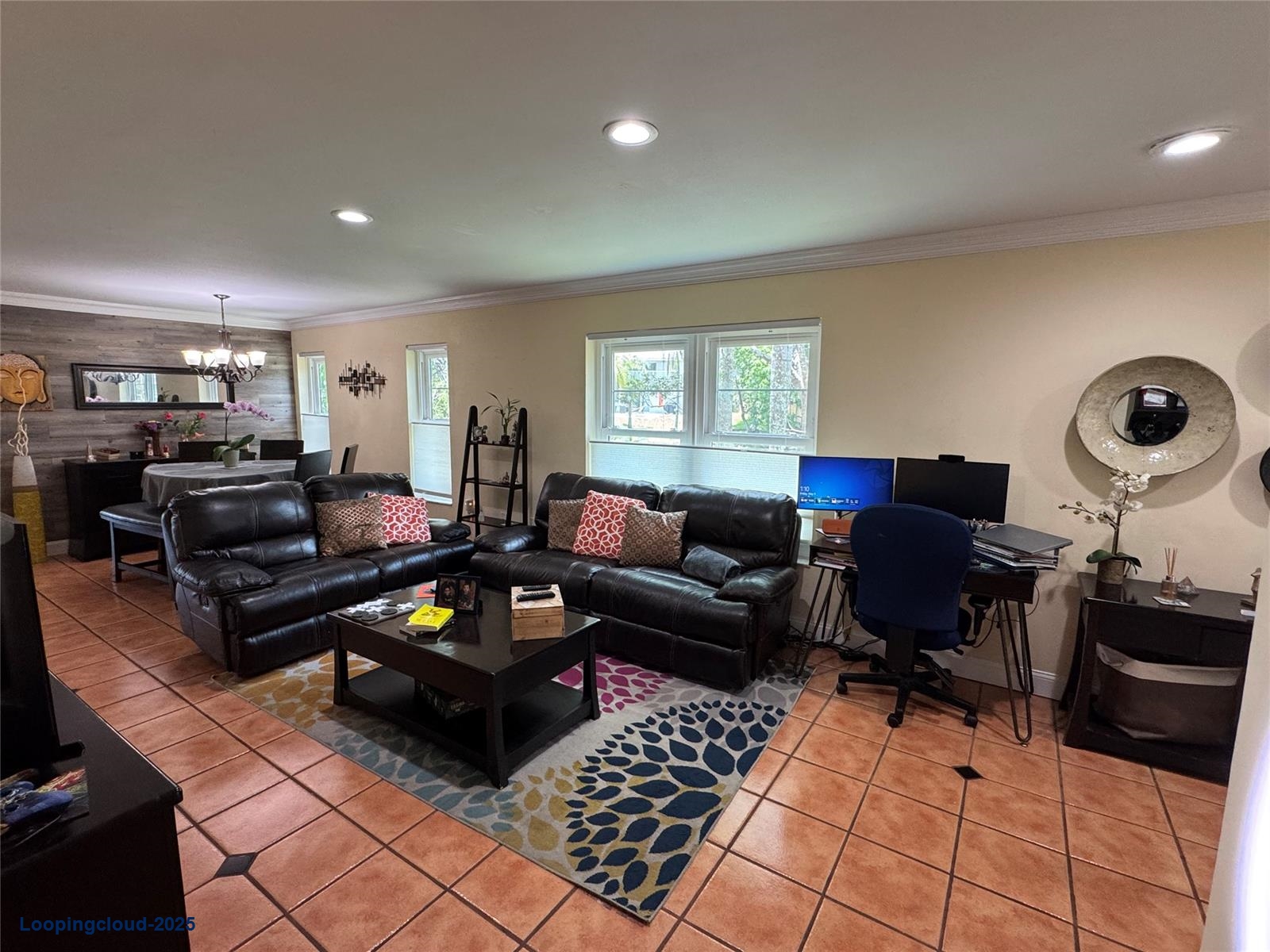 Beautiful Legal 3-Bed, 2-Bath Home with Lake View in Prime Plantation Location