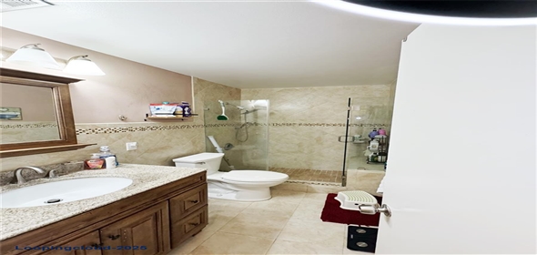 718 SW 88th Ter Plantation Florida, 33324 | Beautiful Legal 3-Bed, 2-Bath Home with Lake View in Prime Plantation Location