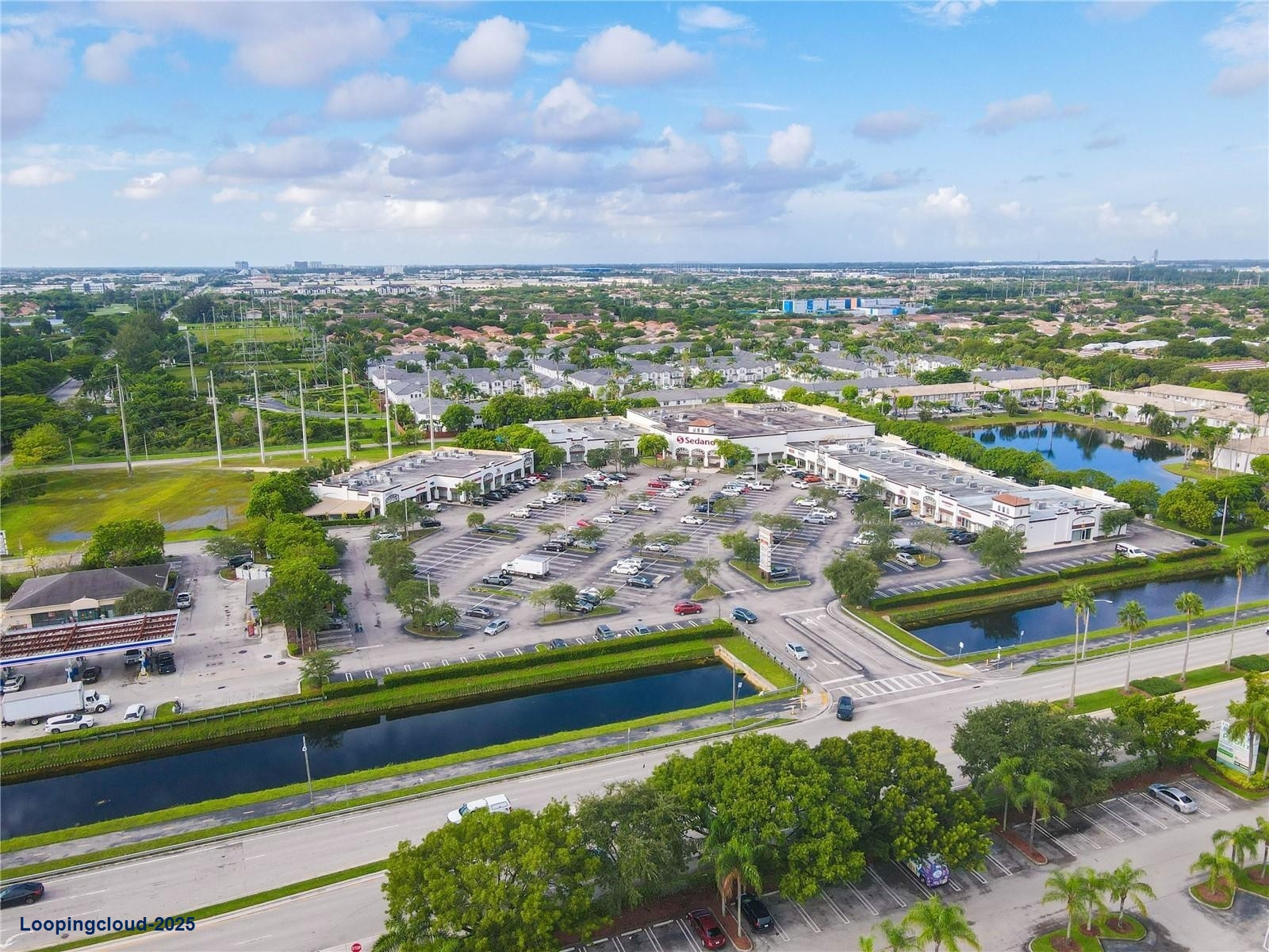 Prime Retail Space Available at Delia Plaza