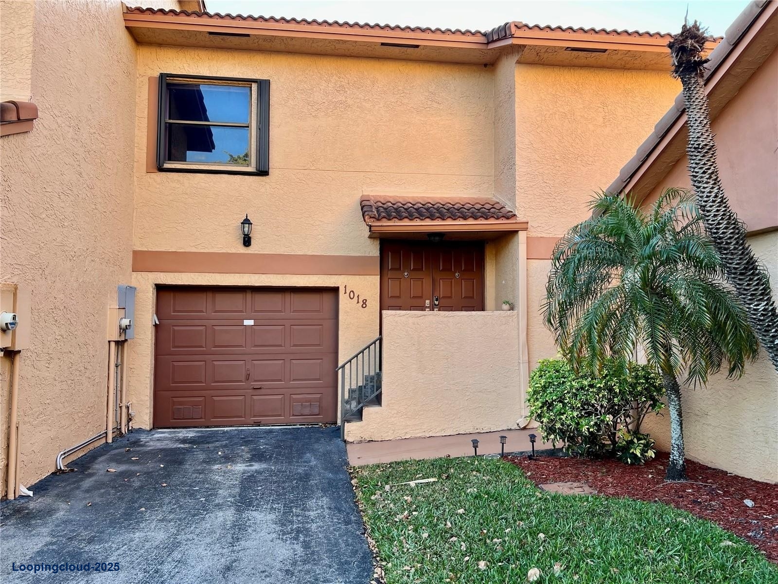 Canal-View Townhouse with Wraparound Patio & Garage