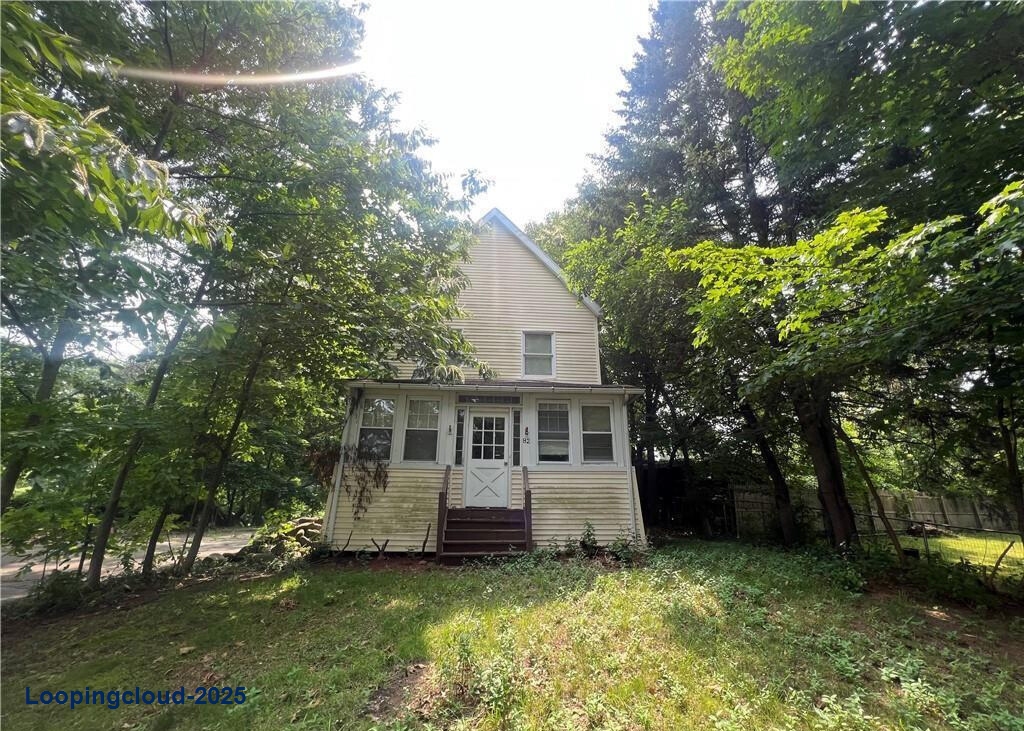 West Haven Single-Family Home with Huge Potential