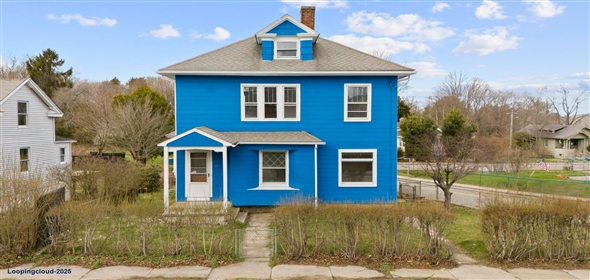 75 Willetts Avenue New London Connecticut, 06320 | Stunning Queen Anne Colonial on Corner Lot
